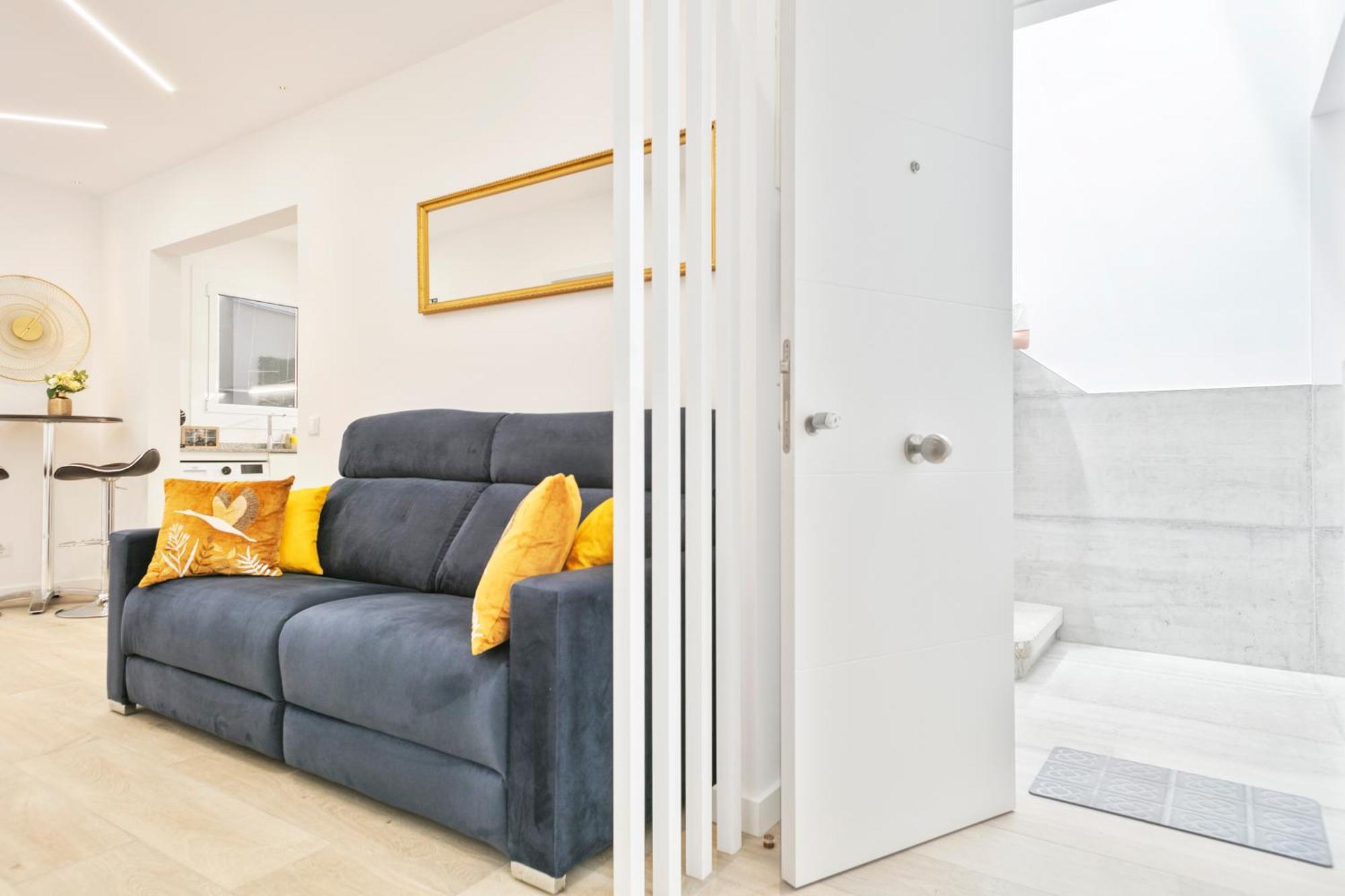 Boutique Plaza Catalonia Suites Cornella Корнелья де Лиобрегат Экстерьер фото
