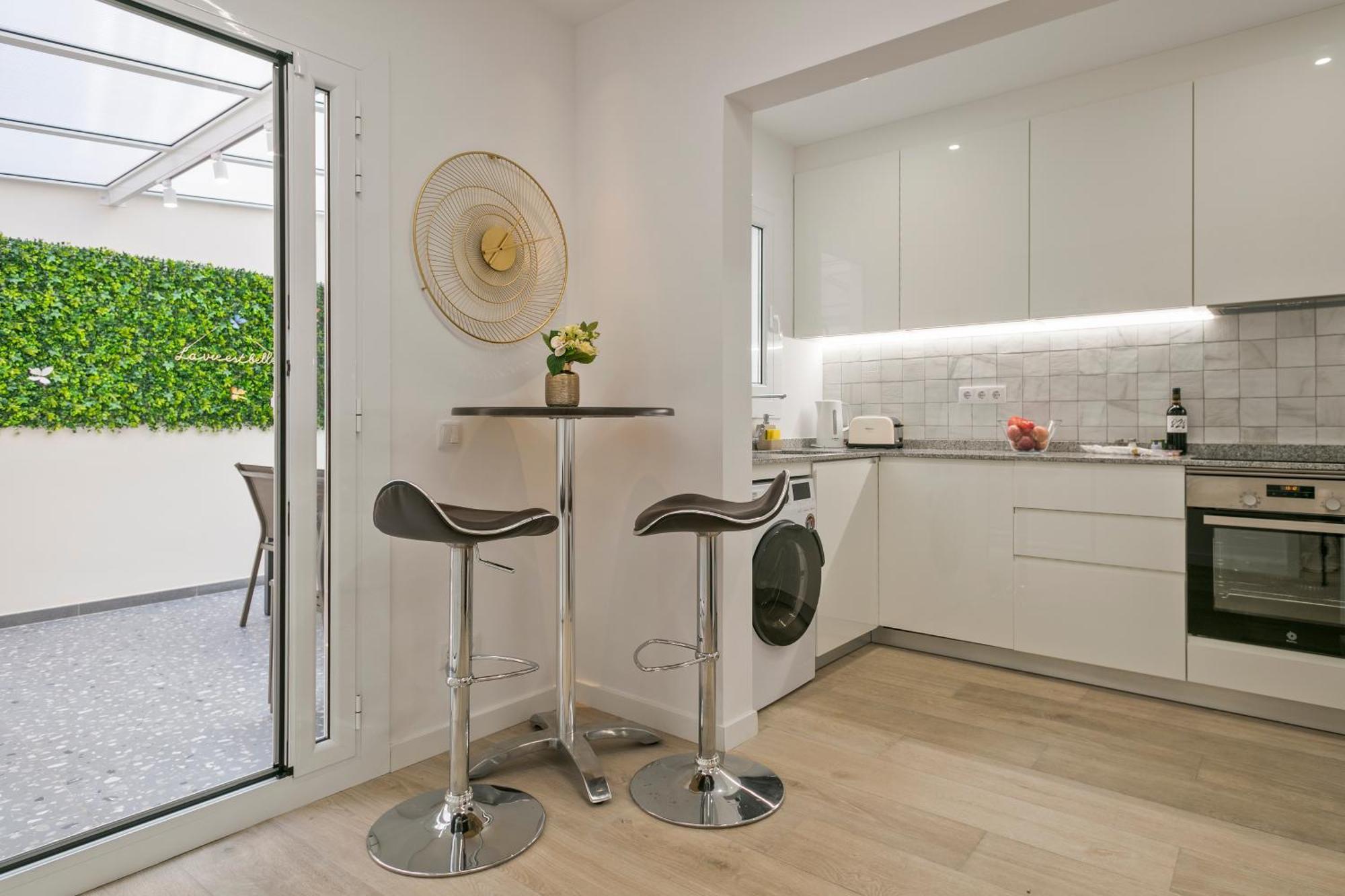 Boutique Plaza Catalonia Suites Cornella Корнелья де Лиобрегат Экстерьер фото
