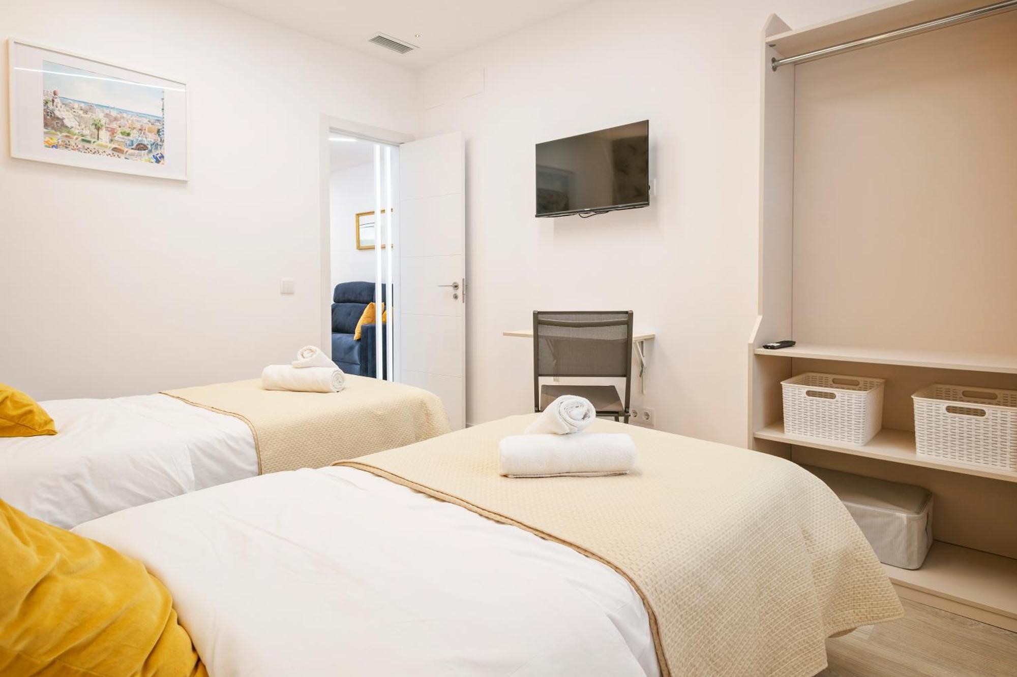 Boutique Plaza Catalonia Suites Cornella Корнелья де Лиобрегат Экстерьер фото