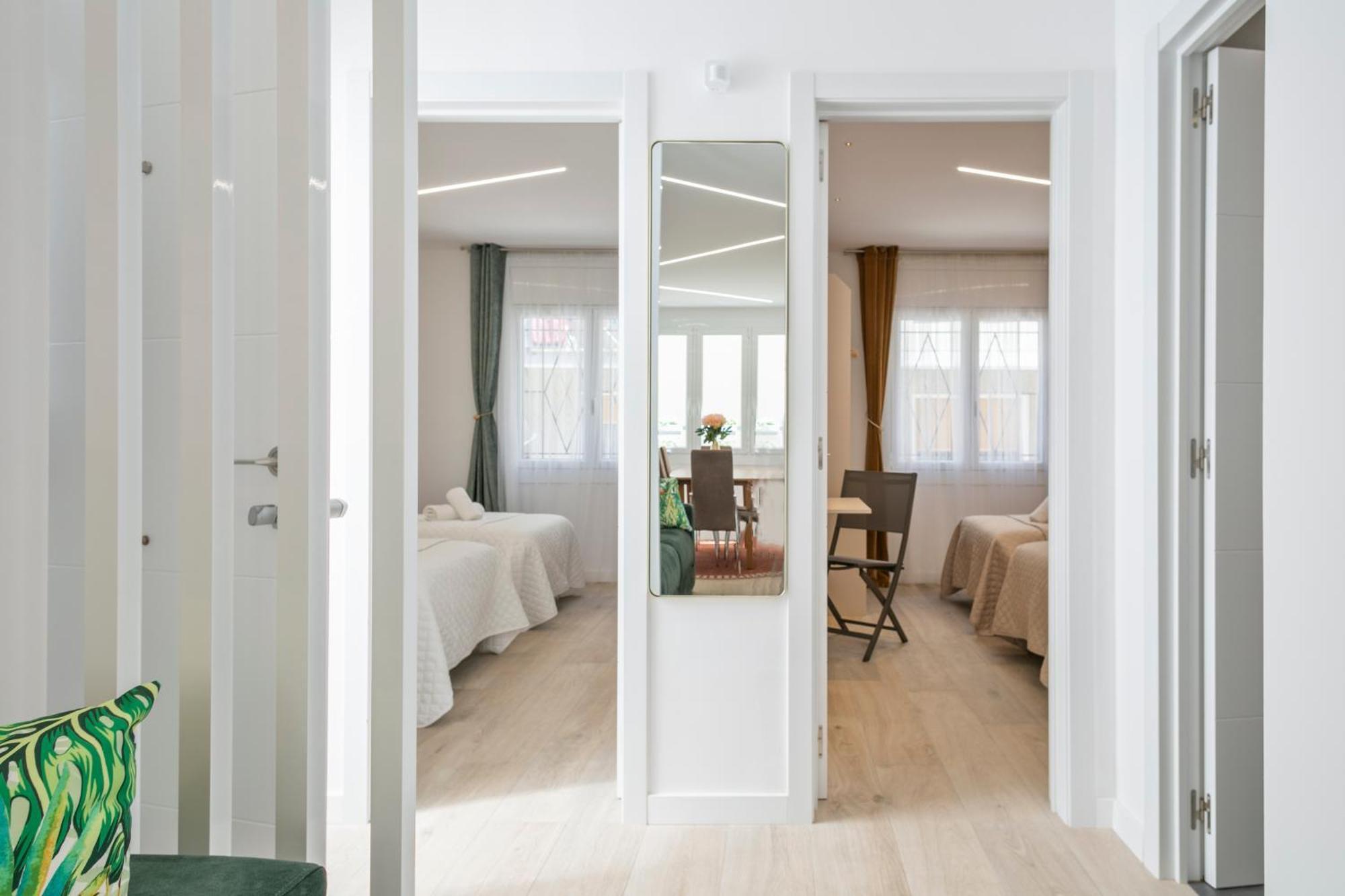 Boutique Plaza Catalonia Suites Cornella Корнелья де Лиобрегат Экстерьер фото