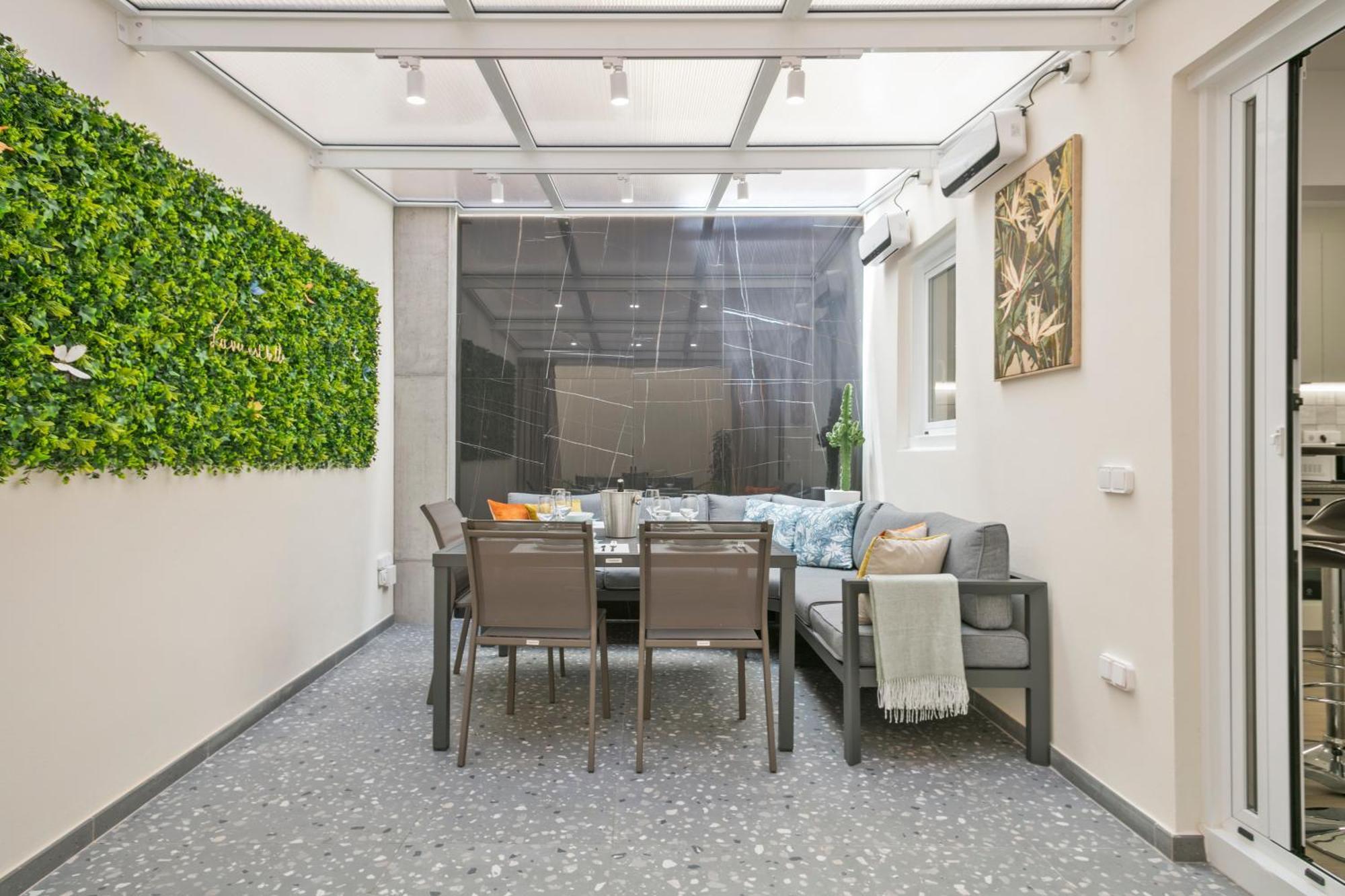 Boutique Plaza Catalonia Suites Cornella Корнелья де Лиобрегат Экстерьер фото