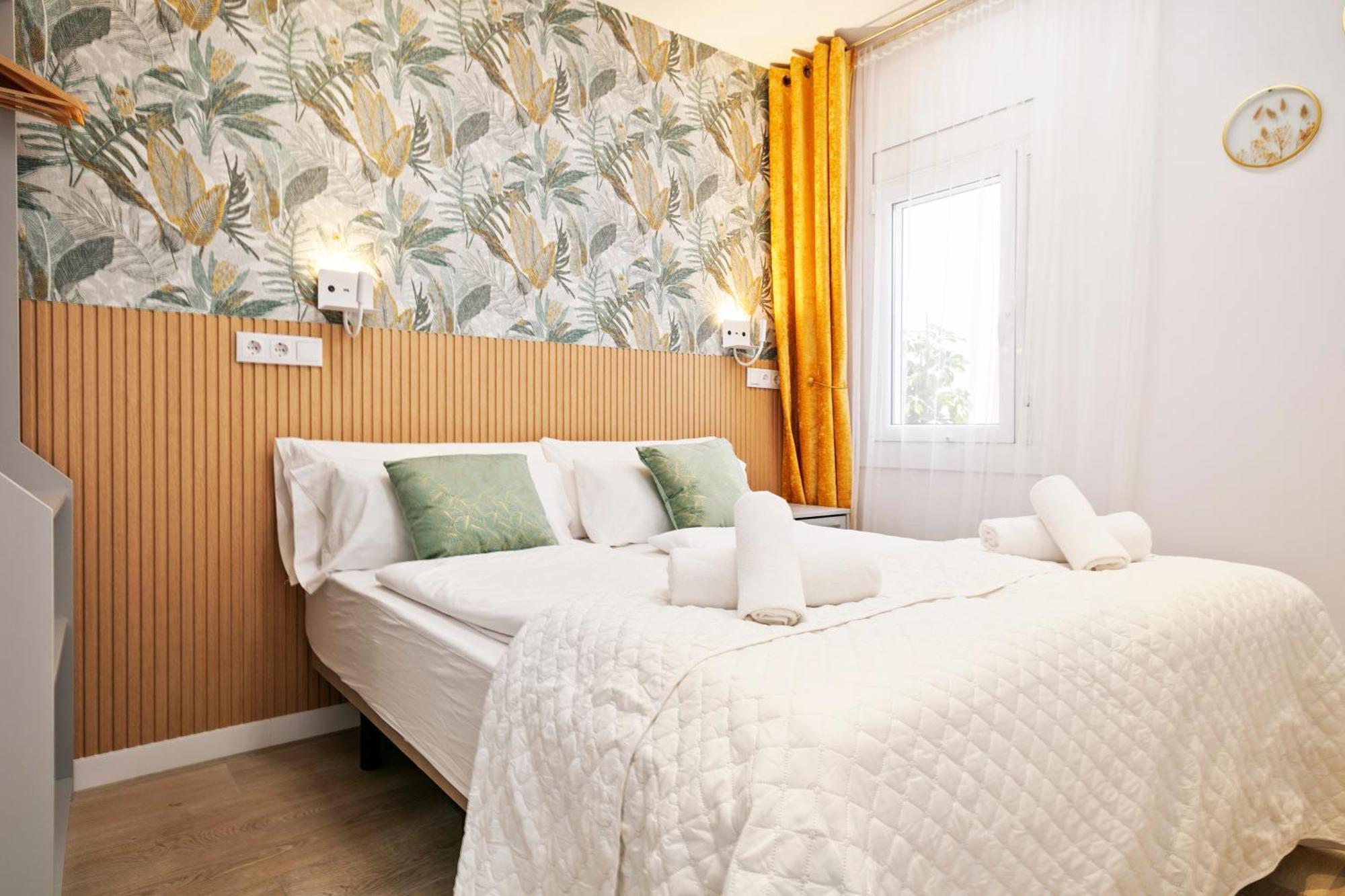 Boutique Plaza Catalonia Suites Cornella Корнелья де Лиобрегат Экстерьер фото